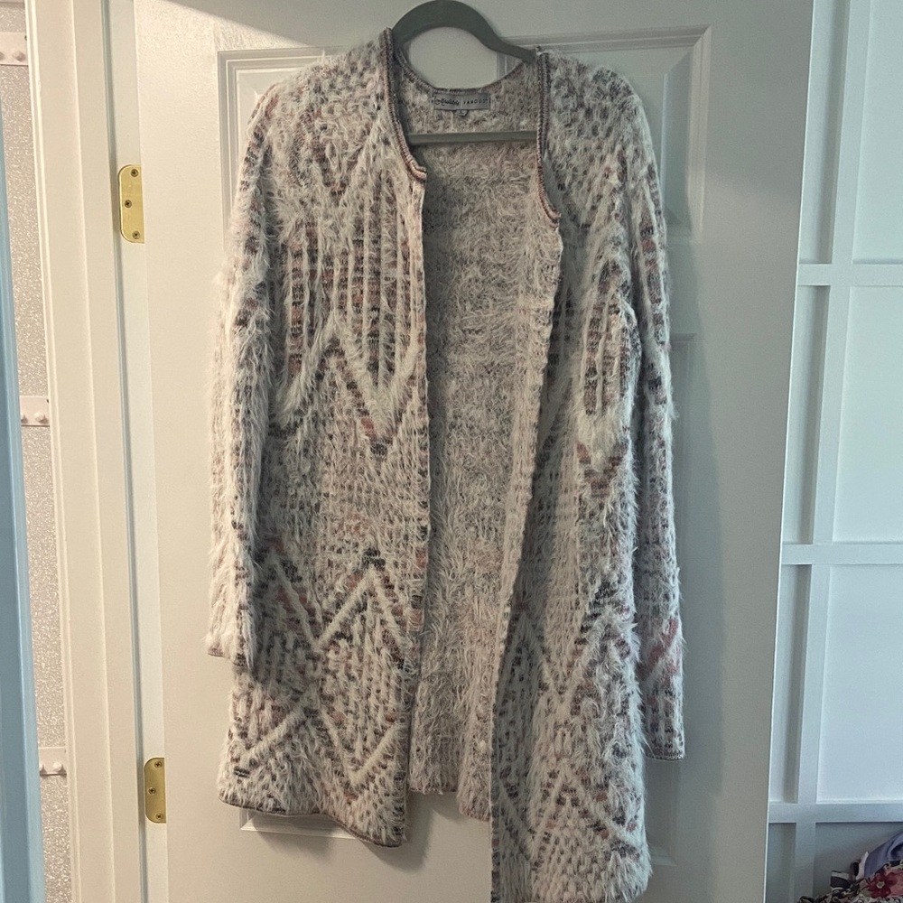 🧡 Women’s Absolutely Famous Open-Front Fuzzy Cardigan with Pink Accents